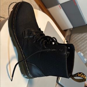 Dr. Martens MENS Black Combat Boots